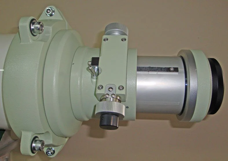 Takahashi TOA-150B Double ED Triplet Refractor Telescope - Heavy-Duty 4" Focuser - Image 9